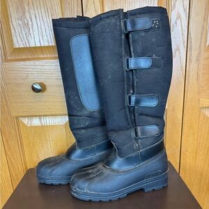Women's Black Winter Boots with Adjustable Straps
